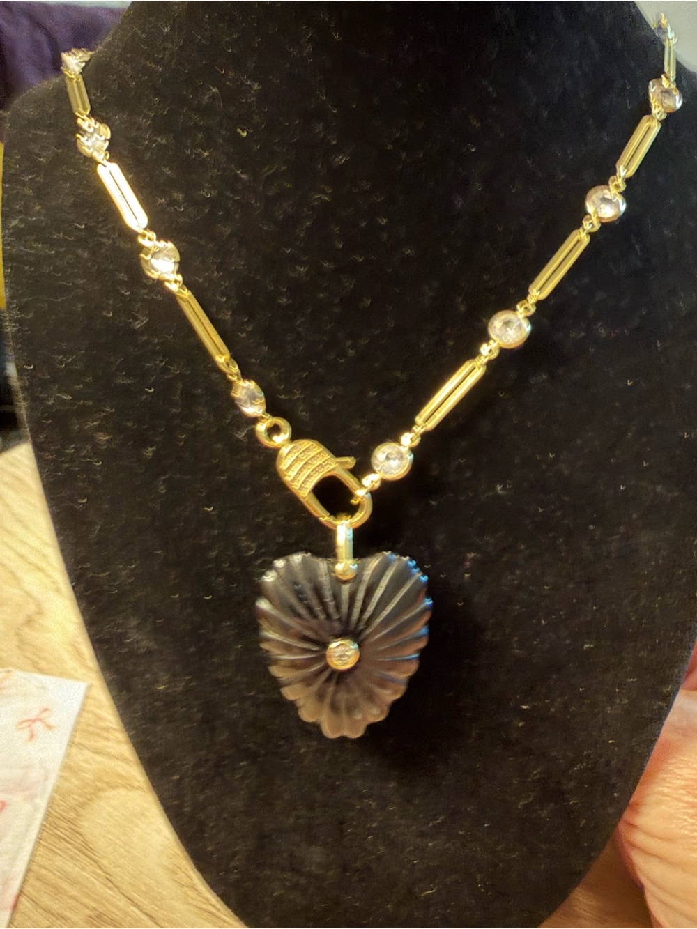 26” 14k Gold Plated Chain Necklace with Black Natural Stone Heart Pendant NWOT - Picture 5 of 5